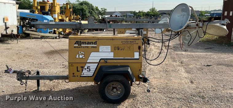 image for item MG9019 Allmand Night-Lite Pro  light plant