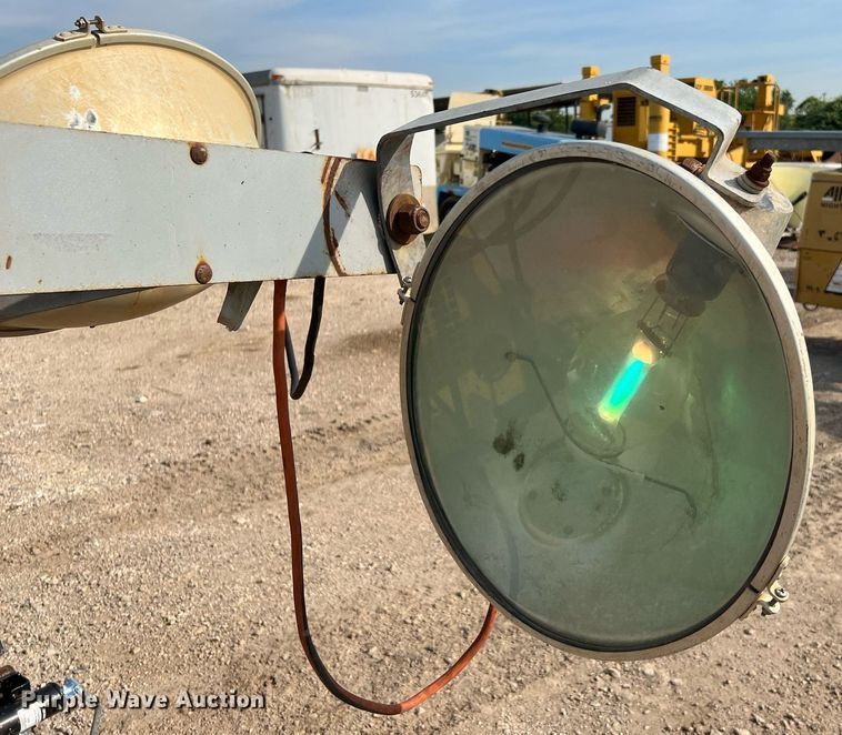 image for item MG9019 Allmand Night-Lite Pro  light plant