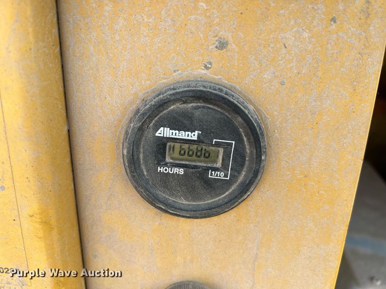 image for item MG9019 Allmand Night-Lite Pro  light plant