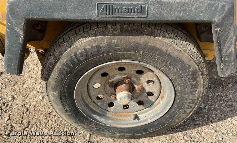 image for item MG9019 Allmand Night-Lite Pro  light plant