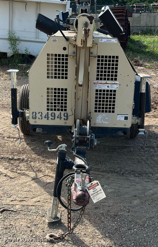 image for item MG9020 2011 Ingersoll Rand LS-60HZ-T4F  light plant