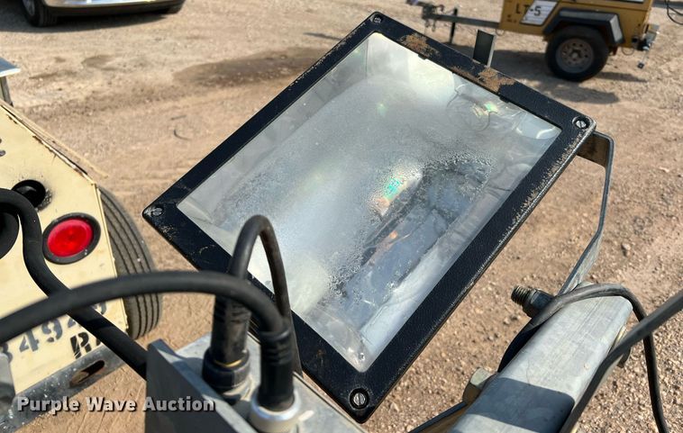 image for item MG9020 2011 Ingersoll Rand LS-60HZ-T4F  light plant