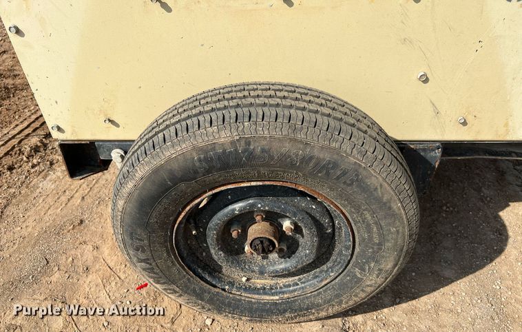 image for item MG9020 2011 Ingersoll Rand LS-60HZ-T4F  light plant