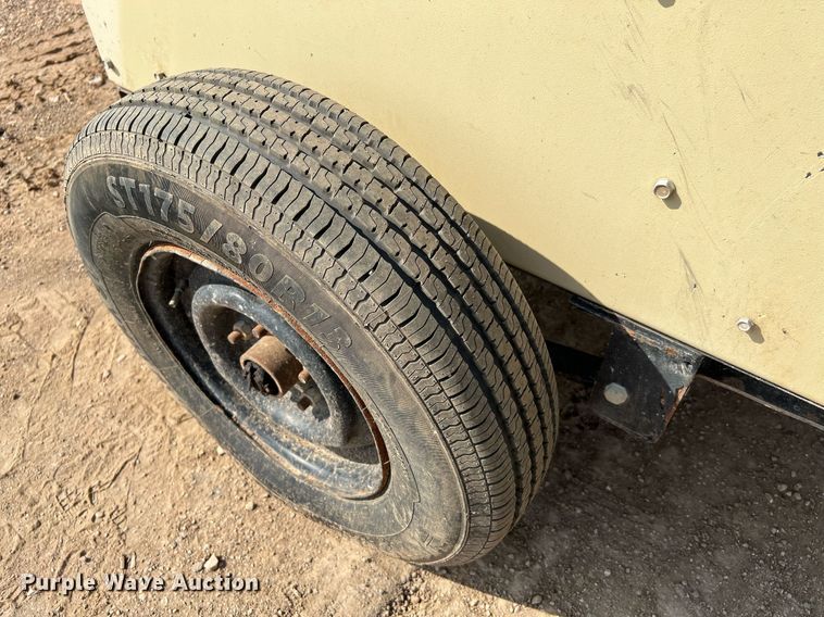 image for item MG9020 2011 Ingersoll Rand LS-60HZ-T4F  light plant