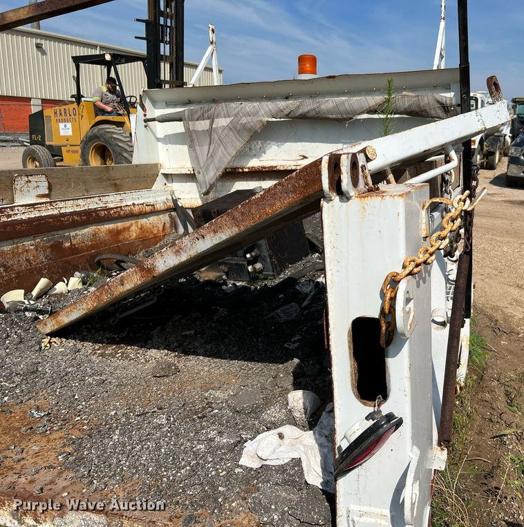 image for item MG9023 Dump truck bed