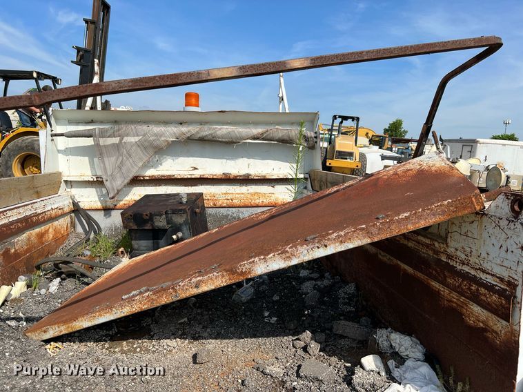 image for item MG9023 Dump truck bed