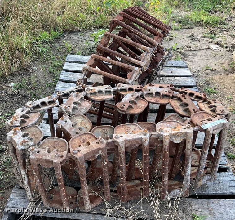 image for item MG9026 (2) 15" W over the tire skid steer tracks