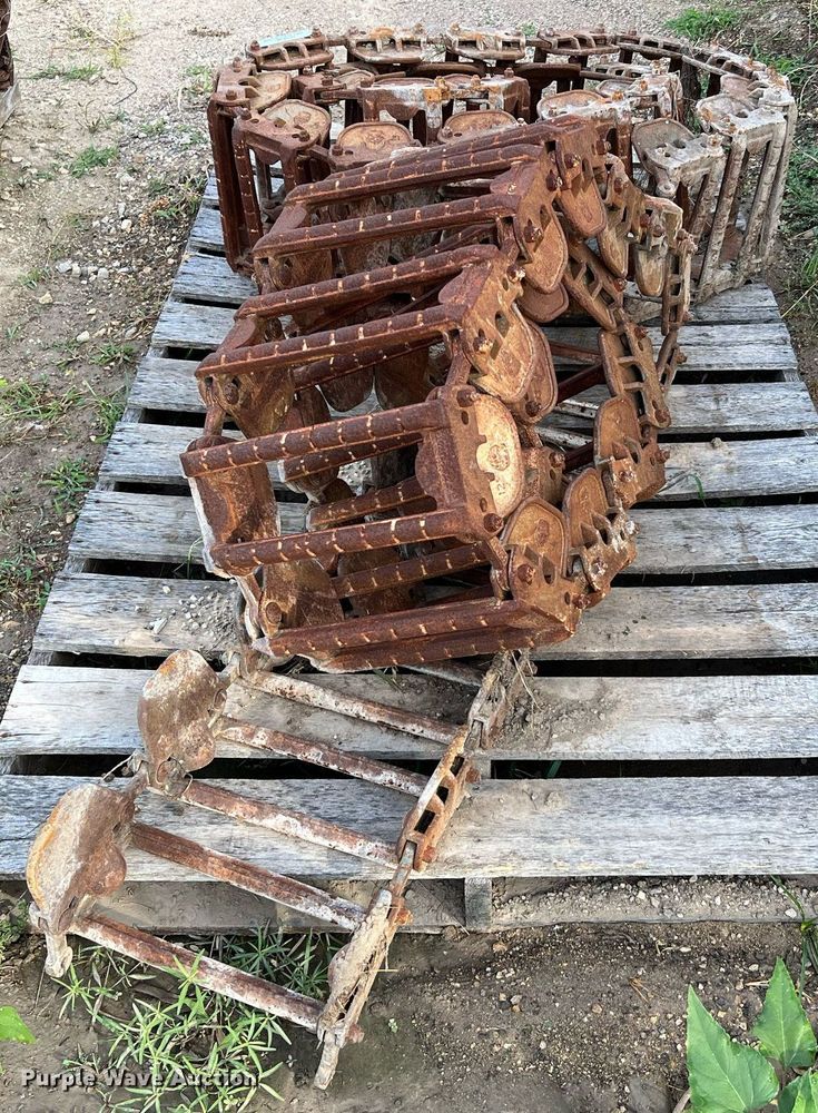 image for item MG9026 (2) 15" W over the tire skid steer tracks