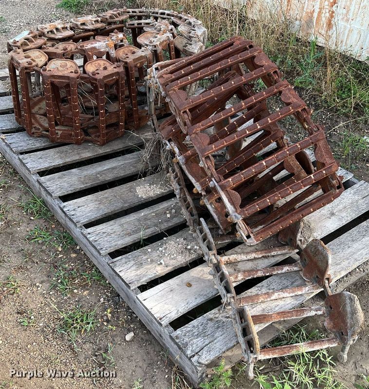 image for item MG9026 (2) 15" W over the tire skid steer tracks