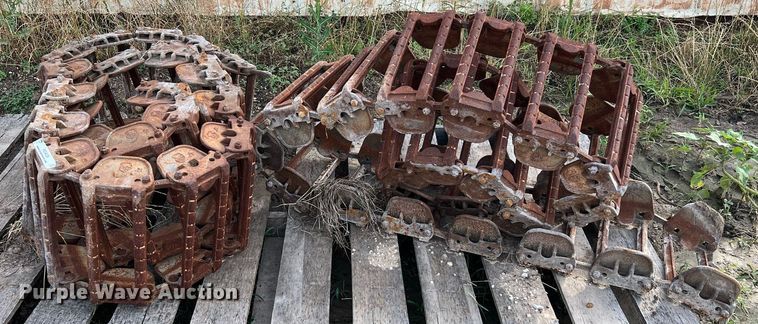 image for item MG9026 (2) 15" W over the tire skid steer tracks