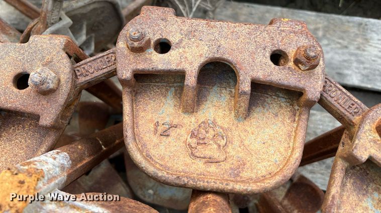 image for item MG9026 (2) 15" W over the tire skid steer tracks