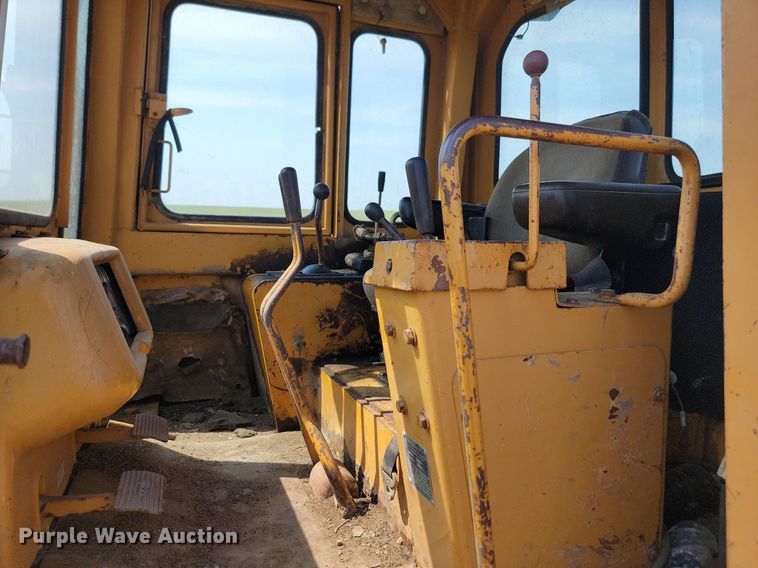 image for item ML9452 1988 Dresser TD25G  dozer