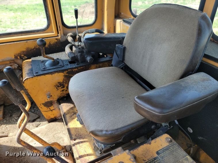 image for item ML9452 1988 Dresser TD25G  dozer