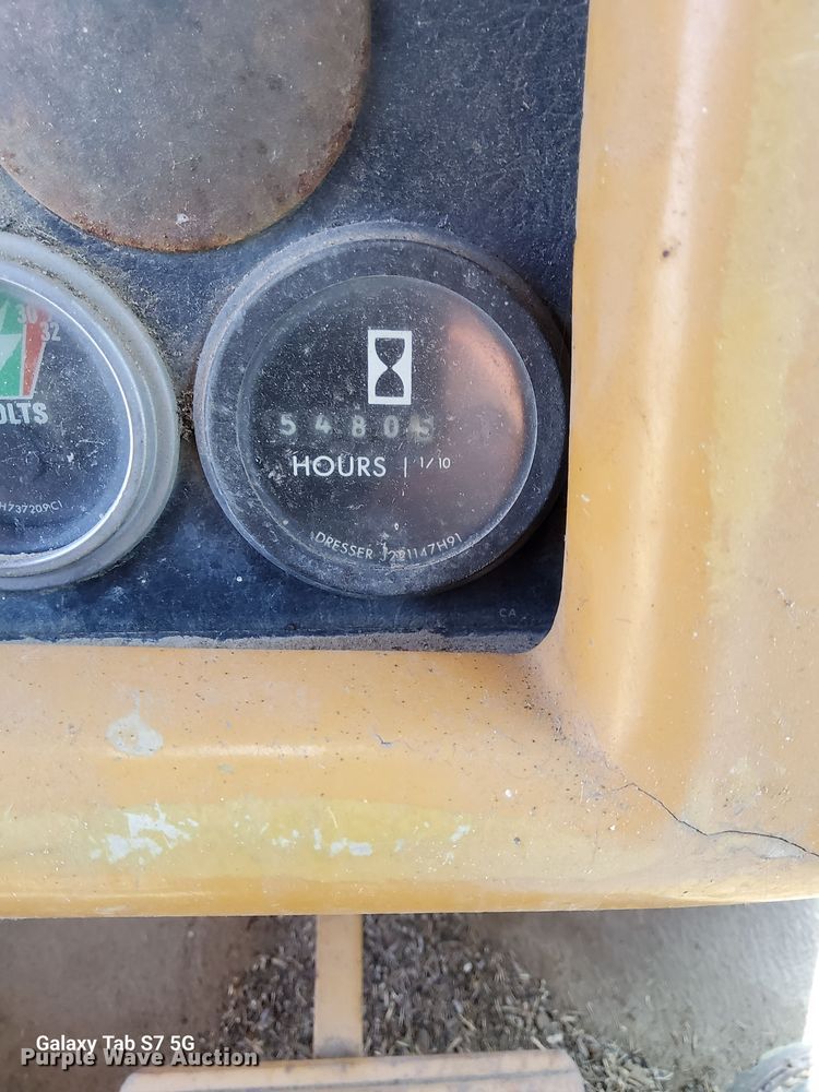 image for item ML9452 1988 Dresser TD25G  dozer