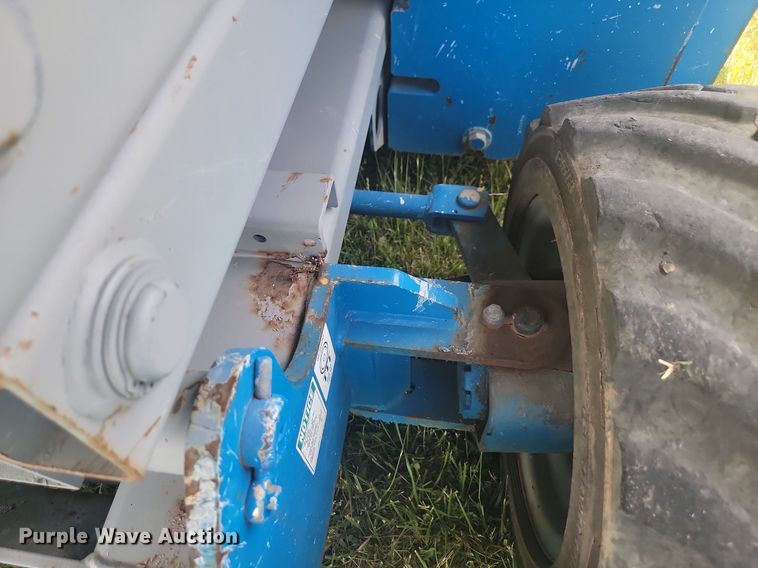 image for item ML9458 2006 Genie GS-3268  scissor lift