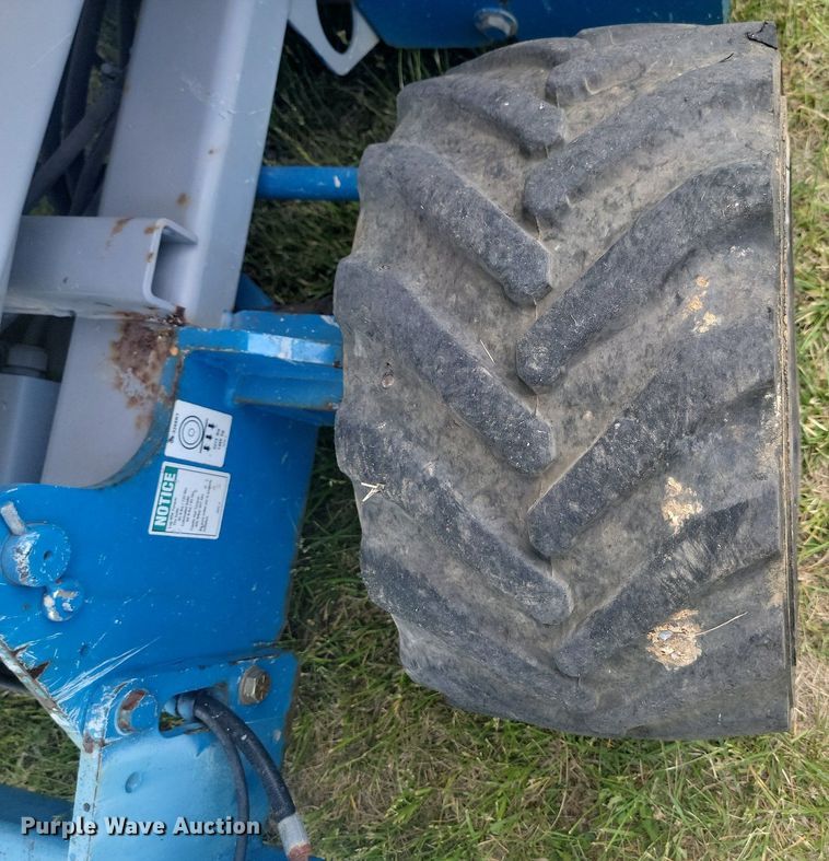 image for item ML9458 2006 Genie GS-3268  scissor lift