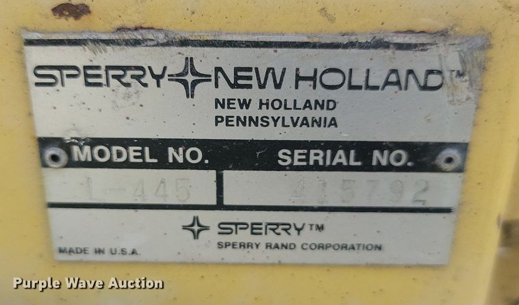 image for item ML9459 1977 New Holland L445  skid steer loader