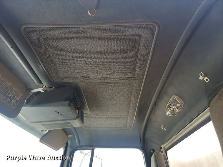 image for item ML9461 1993 Ford LTL9000  dump flatbed truck