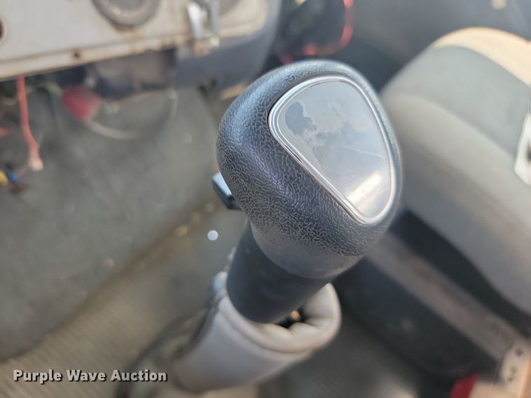 image for item ML9461 1993 Ford LTL9000  dump flatbed truck