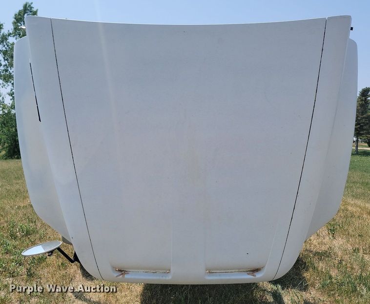 image for item ML9461 1993 Ford LTL9000  dump flatbed truck