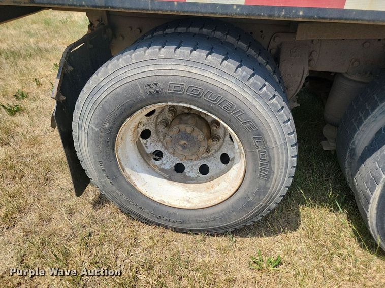 image for item ML9461 1993 Ford LTL9000  dump flatbed truck