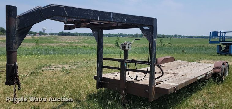 image for item ML9464 2000 Shop built  equipment trailer