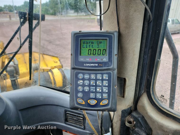 image for item ML9471 2005 Komatsu WA450-5L  wheel loader