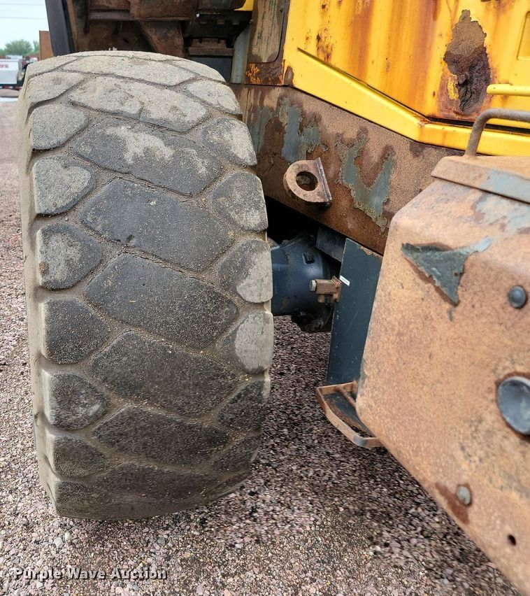 image for item ML9471 2005 Komatsu WA450-5L  wheel loader