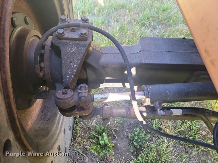 image for item ML9491 Lull Highlander 6K-37  telehandler