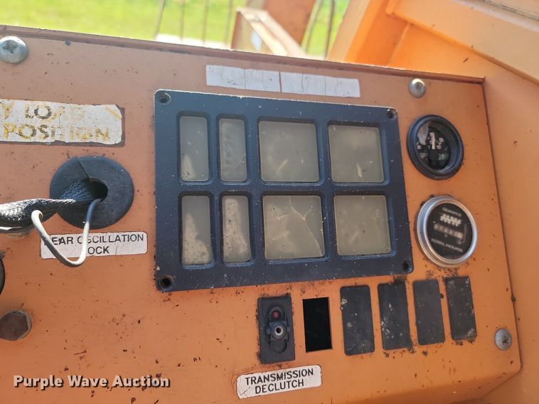 image for item ML9491 Lull Highlander 6K-37  telehandler