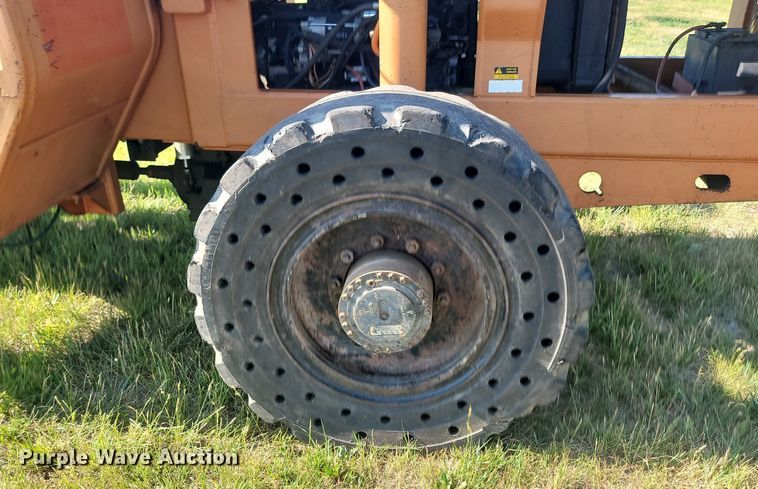 image for item ML9491 Lull Highlander 6K-37  telehandler