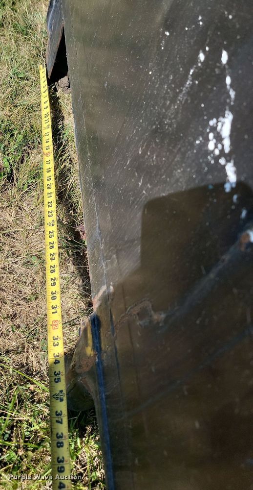 image for item ML9492 Dump truck bed