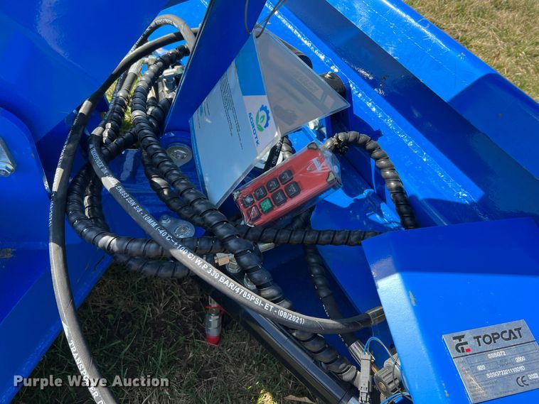 image for item MM9223 2022 TopCat SSSG72  skid steer grader