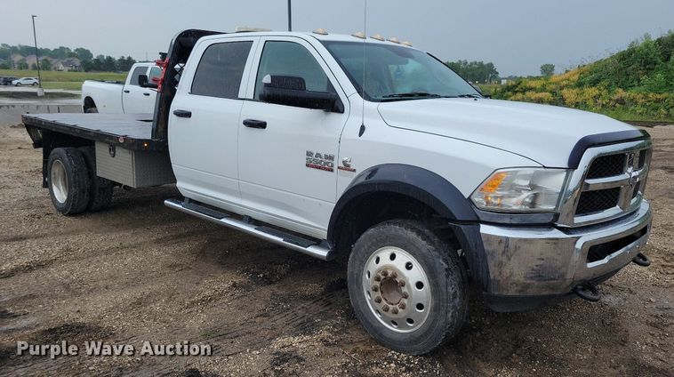 image for item MO9545 2014 Dodge Ram 5500HD  Crew Cab flatbed truck