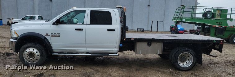 image for item MO9545 2014 Dodge Ram 5500HD  Crew Cab flatbed truck