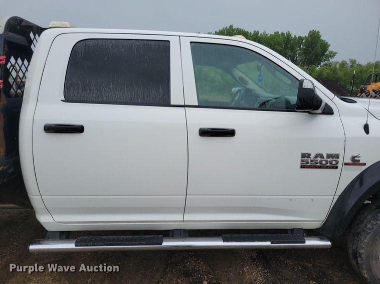 image for item MO9545 2014 Dodge Ram 5500HD  Crew Cab flatbed truck