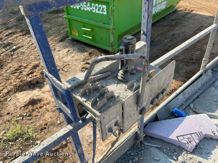 image for item MR9096 Skyjack SJ7135  scissor lift