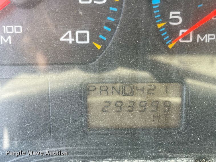 image for item MS9750 2007 International 4300  flatbed truck