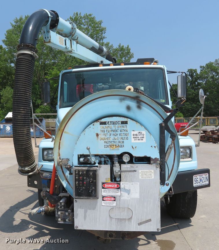 image for item MW9784 1999 Freightliner FL80  combination sewer jetter truck