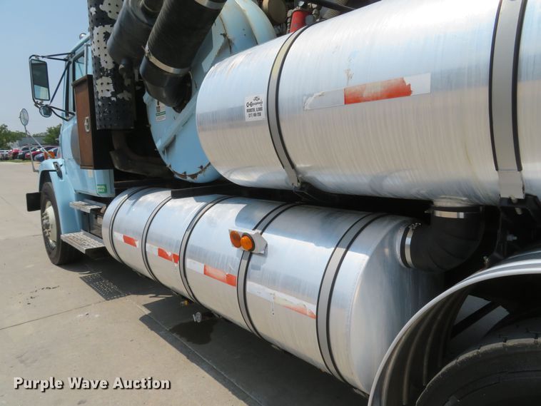 image for item MW9784 1999 Freightliner FL80  combination sewer jetter truck