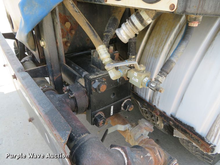 image for item MW9784 1999 Freightliner FL80  combination sewer jetter truck