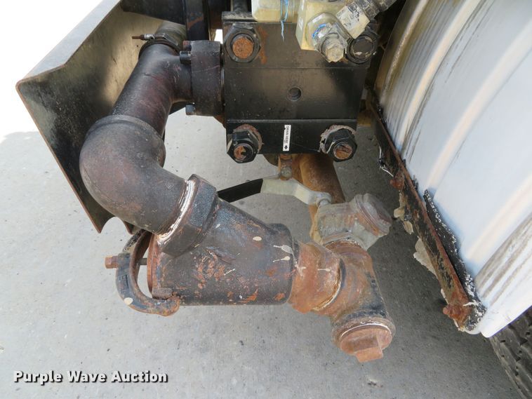 image for item MW9784 1999 Freightliner FL80  combination sewer jetter truck