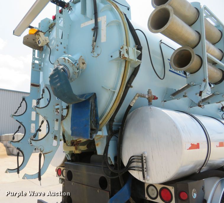 image for item MW9784 1999 Freightliner FL80  combination sewer jetter truck