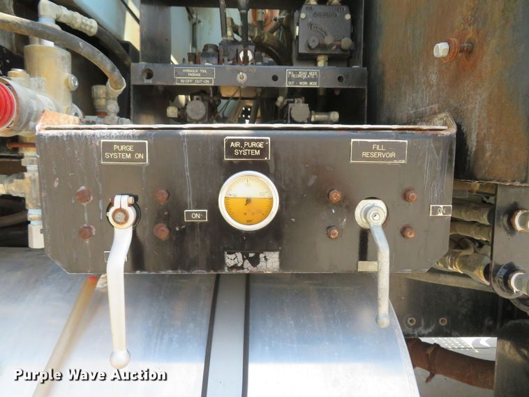 image for item MW9784 1999 Freightliner FL80  combination sewer jetter truck