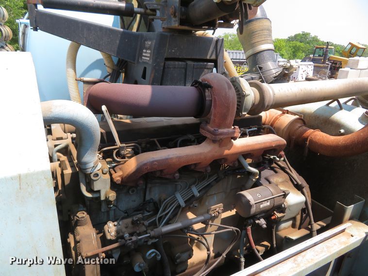 image for item MW9784 1999 Freightliner FL80  combination sewer jetter truck