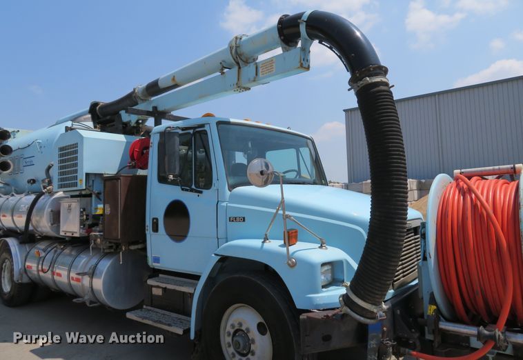 image for item MW9784 1999 Freightliner FL80  combination sewer jetter truck