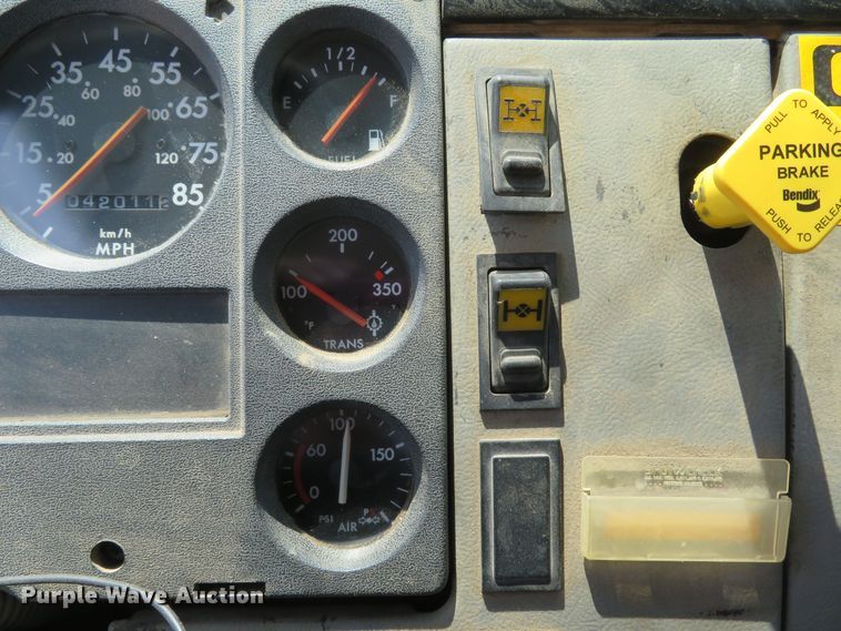 image for item MW9784 1999 Freightliner FL80  combination sewer jetter truck