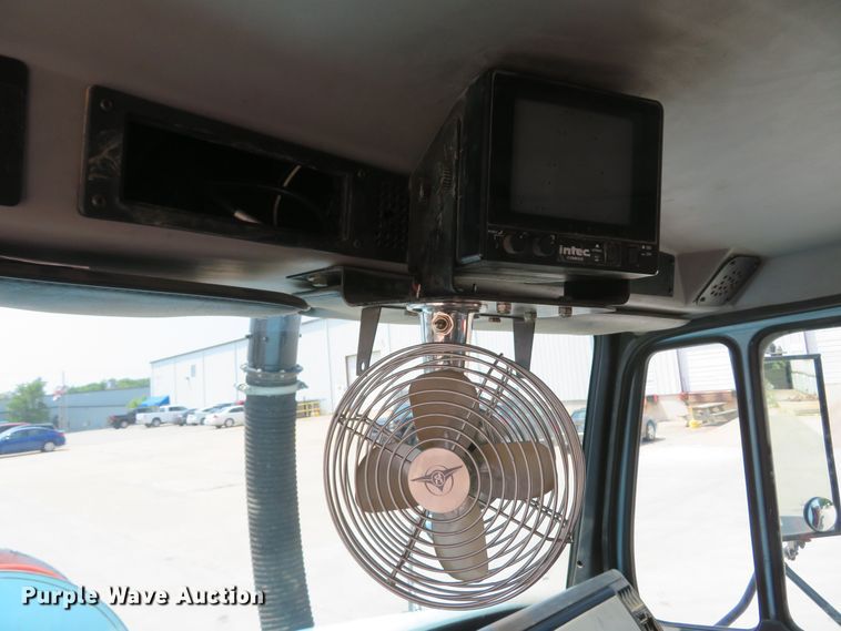 image for item MW9784 1999 Freightliner FL80  combination sewer jetter truck