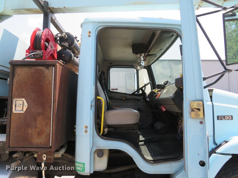 image for item MW9784 1999 Freightliner FL80  combination sewer jetter truck