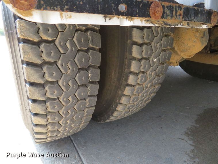 image for item MW9784 1999 Freightliner FL80  combination sewer jetter truck